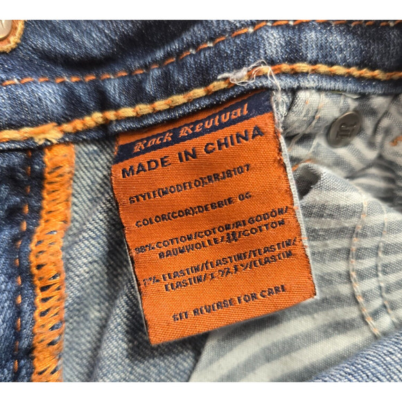 Rock Revival Jeans Women's 25 Blue Medium Wash Debbie Straight Leg - Picture 9 of 16